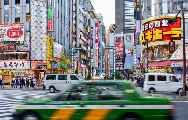 如何查清一家香港公司的内部架构？2025 最新指南：内地方法不适用，该怎么查才专业？