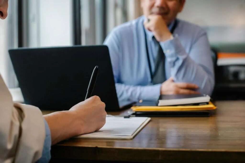 越南投资实用指南：深度解析税收制度、投资环境与注册公司