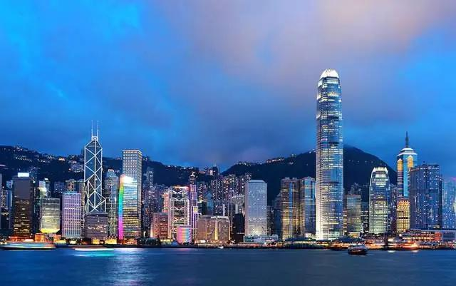 2025香港银行开户全攻略：政策解析+优选银行对比+避坑指南（附实操流程）