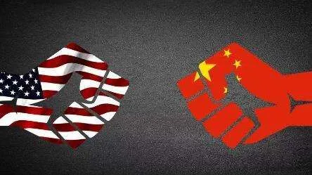 中美贸易关系背景下香港的角色：自由港、税收协定与居民身份优势