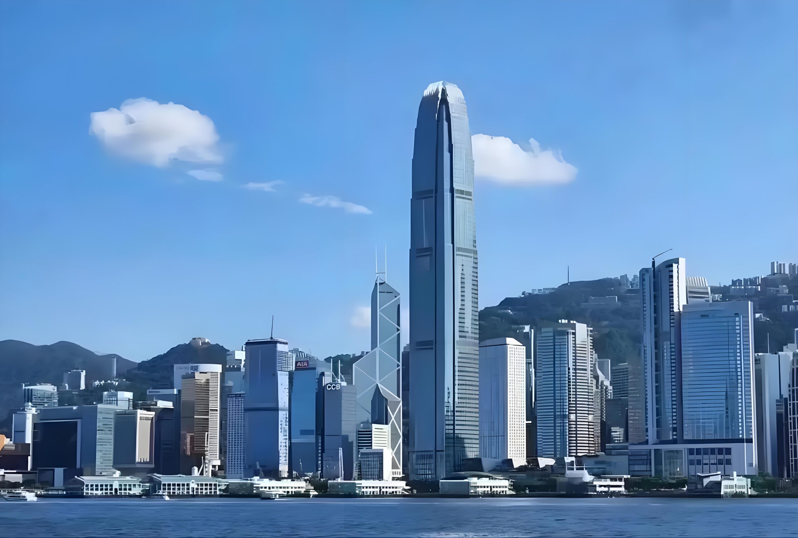 2025 - 2045 香港与新加坡：未来二十年发展前景深度大比拼！