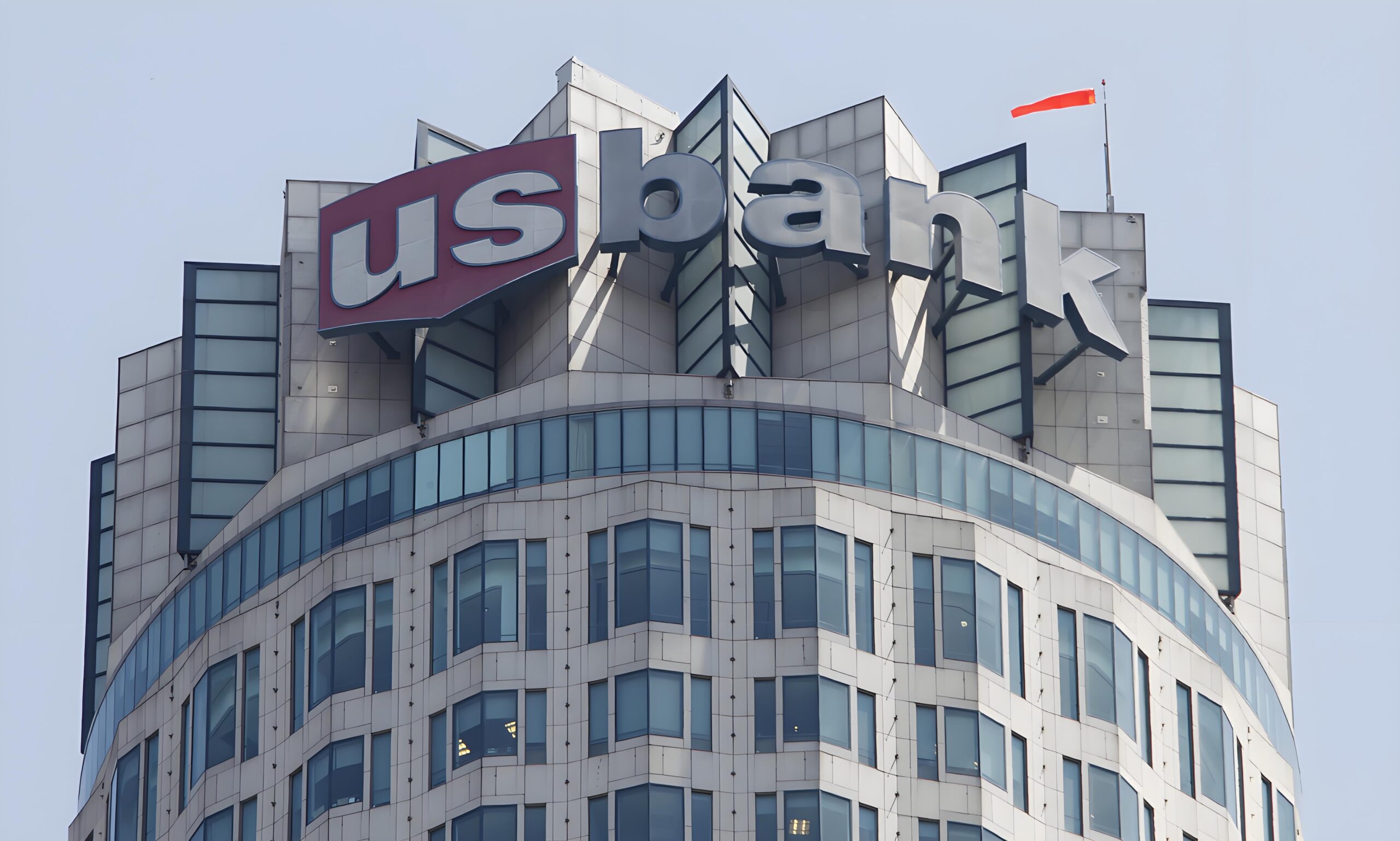 国内如何开美国银行账户,华美银行开户,Axos Bank远程开户指南