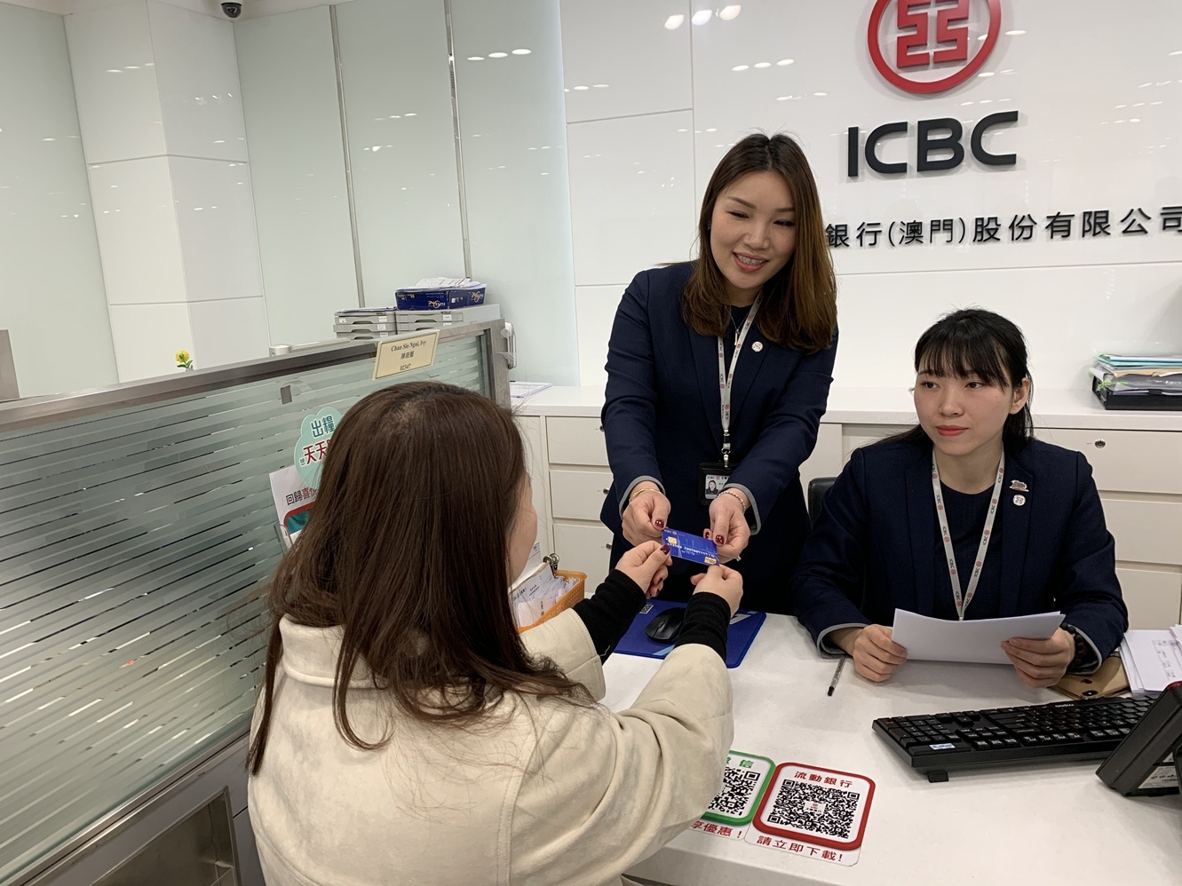 内地企业跨境布局新机遇：澳门开户+新加坡注册双轮驱动，中国卖家如何抢占全球市场先机？