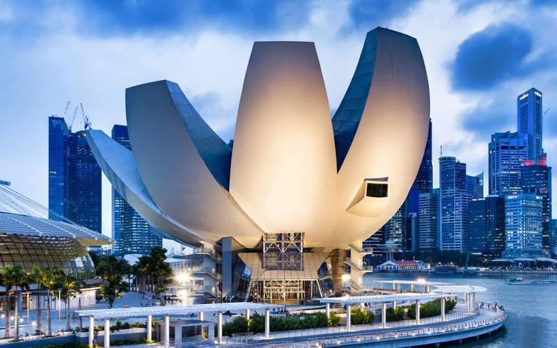 新加坡金融中心崛起：中国卖家的机遇与合规策略