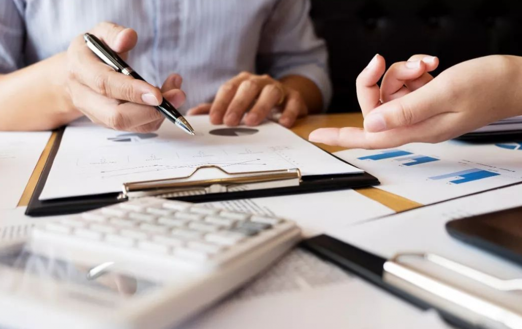 迪拜注册公司你选对了吗？如何同步拿身份？中国卖家如何抓住中东新机遇