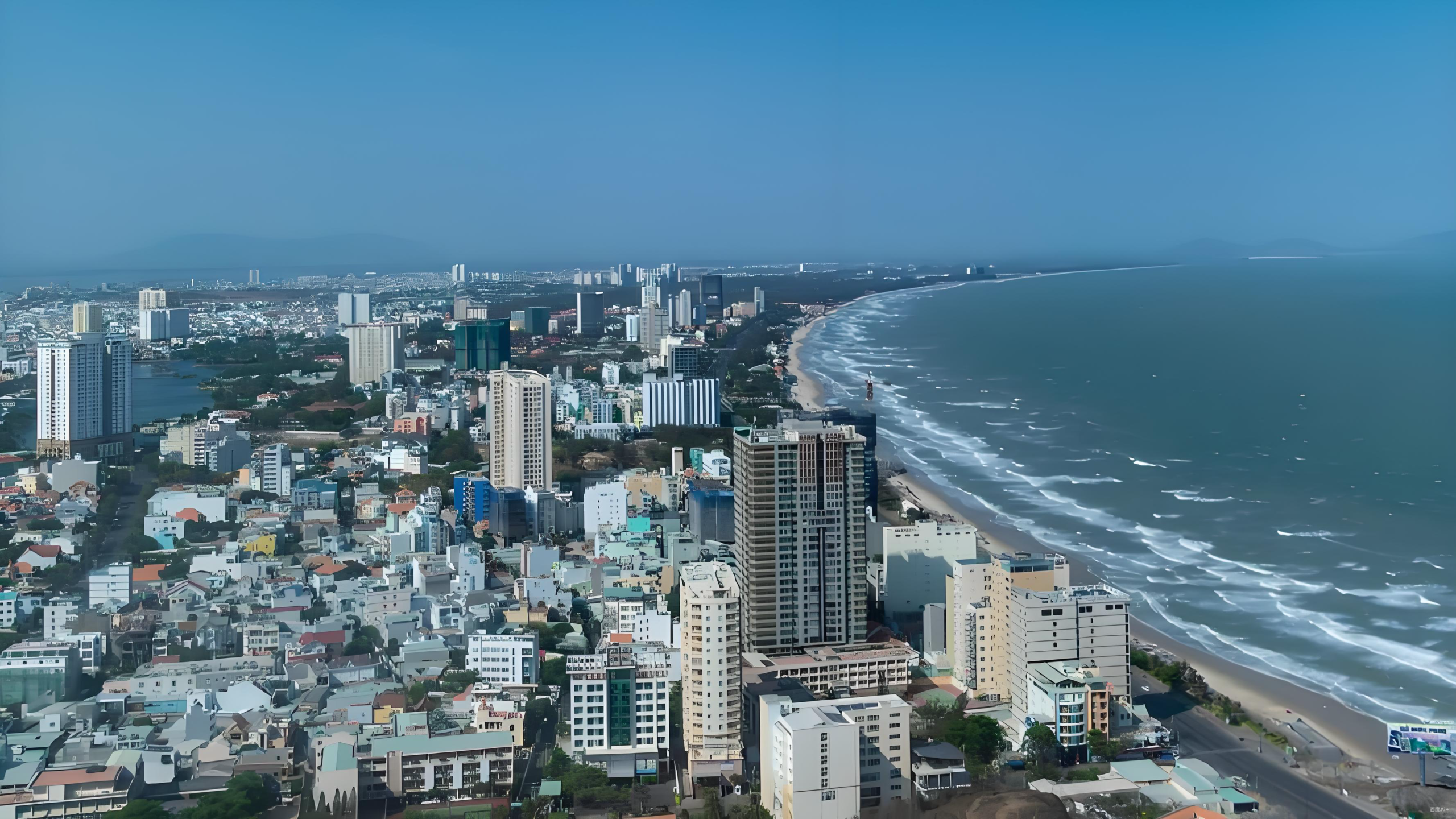 2025年Q3越南电商市场分析：Shopee领先，TikTok Shop增长69%，直播营销成核心驱动力