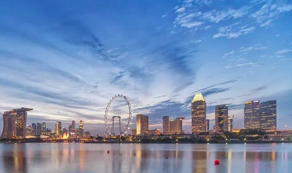 自雇EP移民新加坡：中国卖家的黄金跳板——政策红利、教育红利与家庭规划全解析