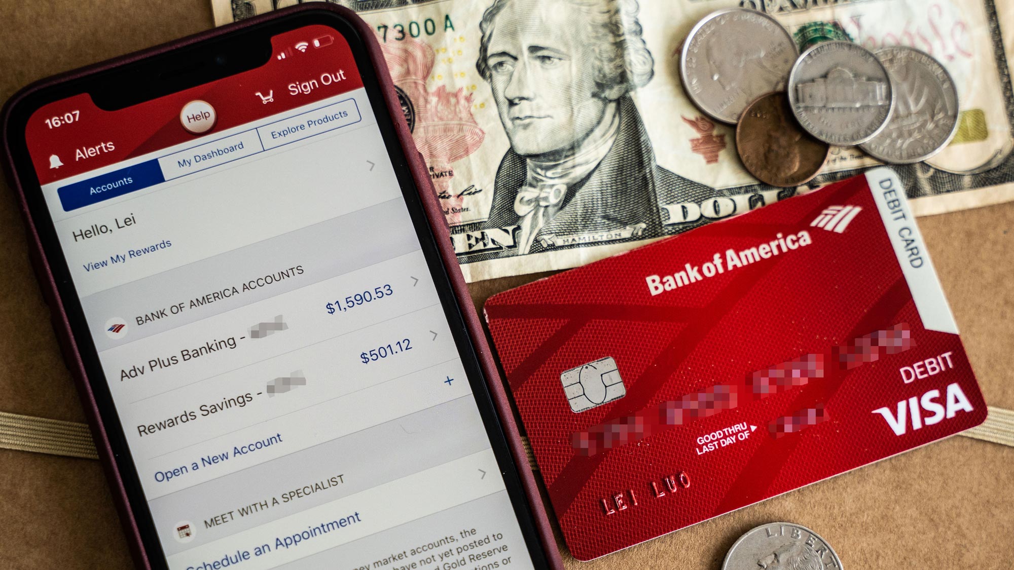 2025年美国银行开户全攻略：中国卖家如何借势全球金融新格局